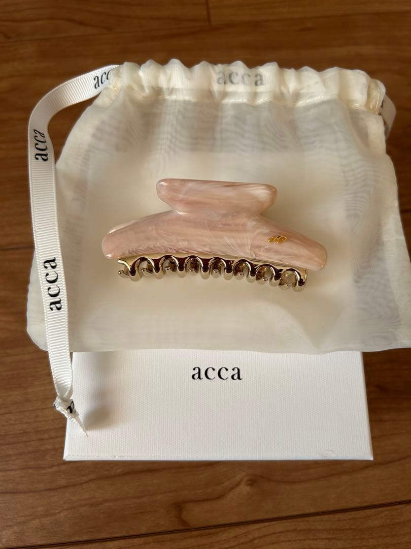 acca アッカ　アールドゥヴィーヴル クリップ Mサイズ ピンクベージュ