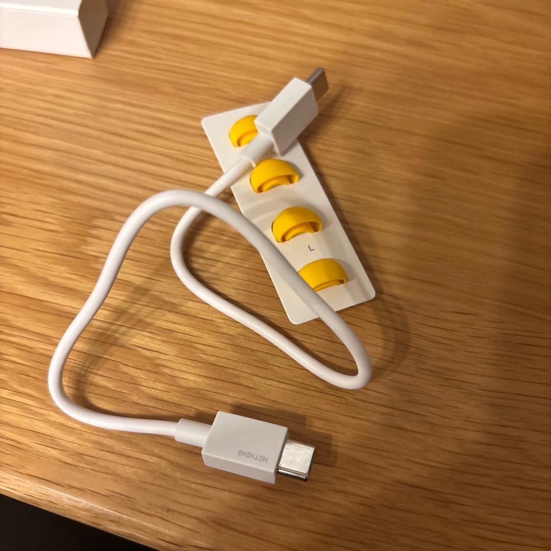 Nothing ear (a) ワイヤレスイヤホン クリアケース付き