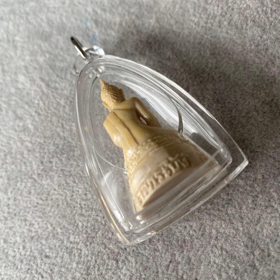 プラクルアン ルアンポープラサイ ワット・ポーチャイ 水牛のツノ 魔除 御守り