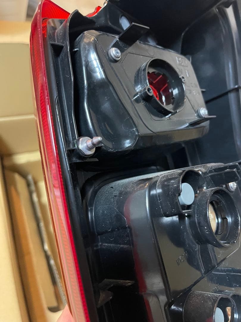 ワゴンRスマイル MX91S/MX81S 純正 右 テールライト ランプ