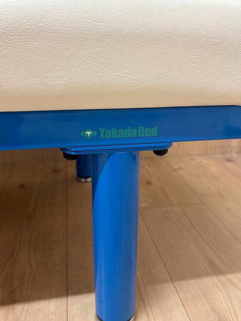 直接取引き•自車配送可　高田ベッド　ソファ　待合室　整骨院