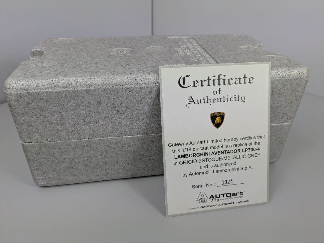 1/18 ミニカー オートアート ランボルギーニ アヴェンタドール LP700