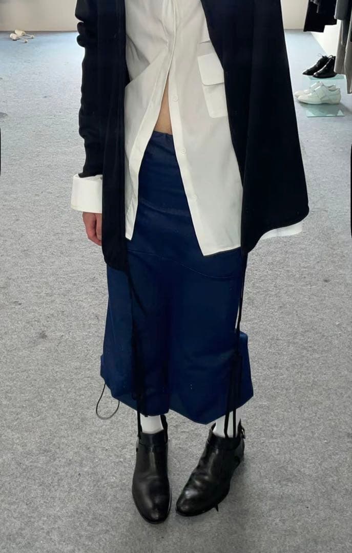 DAUAN JACARI／pencil pants