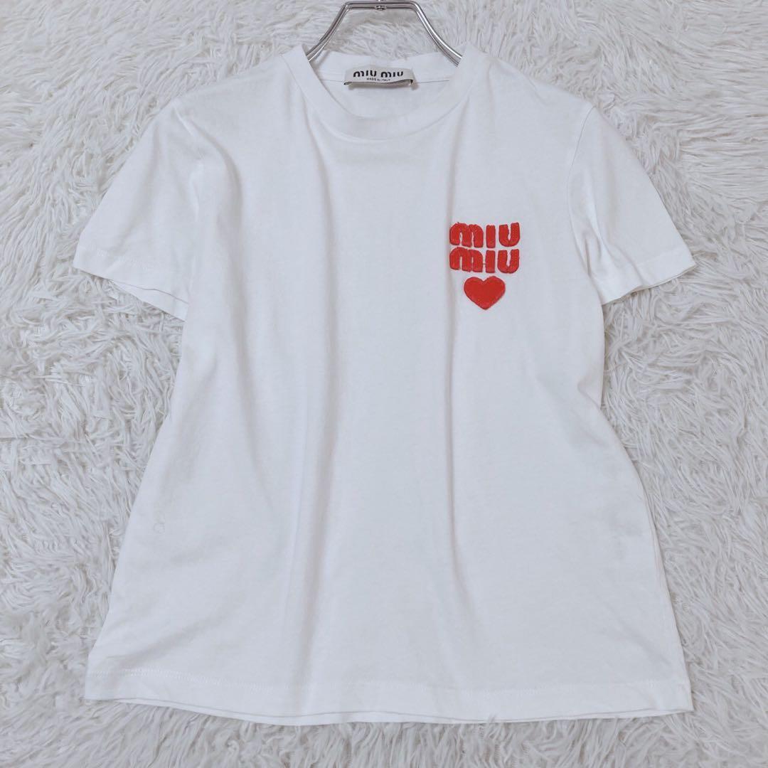 ミュウミュウ　半袖Tシャツ　トップス　カットソー　ロゴ　イタリア製　ハート　S