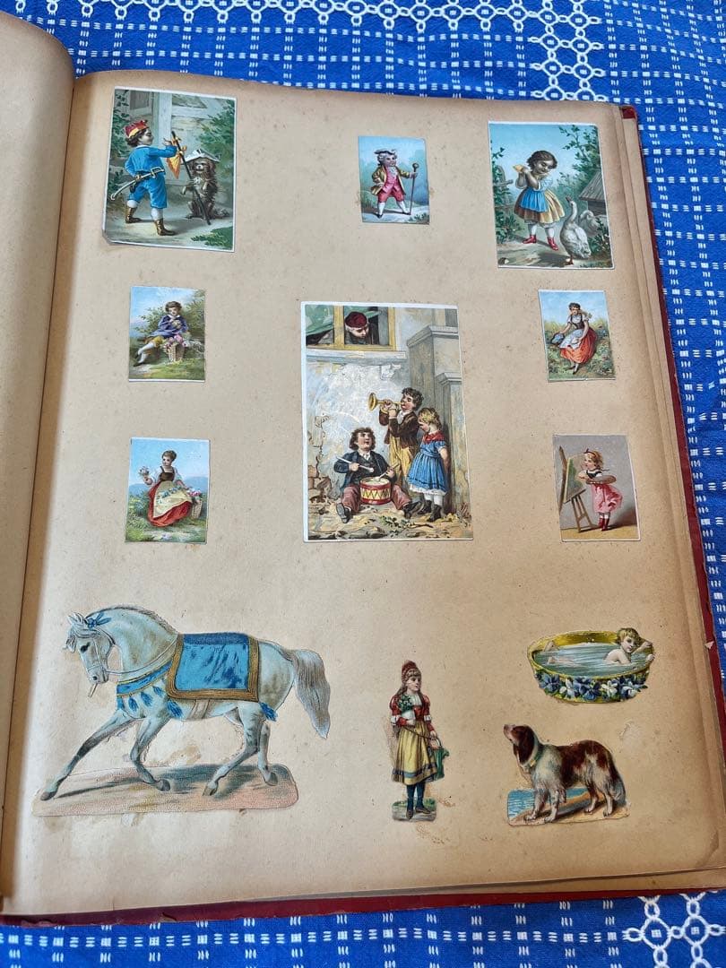 アンティーク赤ずきんちゃん♡他たっぷりのクロモス貼り大盤サイズアルバム冊子