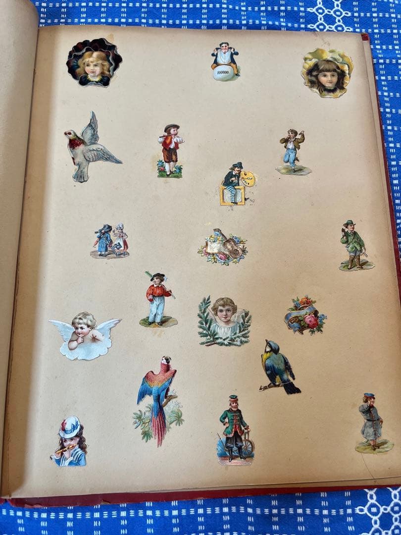 アンティーク赤ずきんちゃん♡他たっぷりのクロモス貼り大盤サイズアルバム冊子