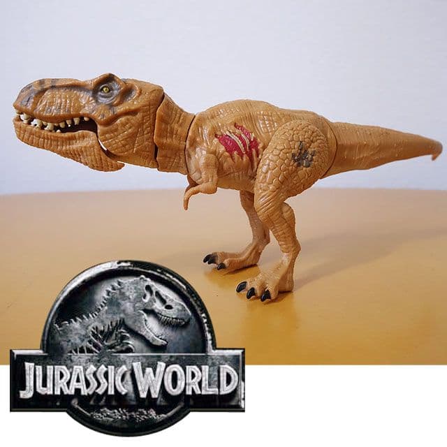 ジュラシックワールド　ティラノサウルス 未開封 スピノサウルスセット