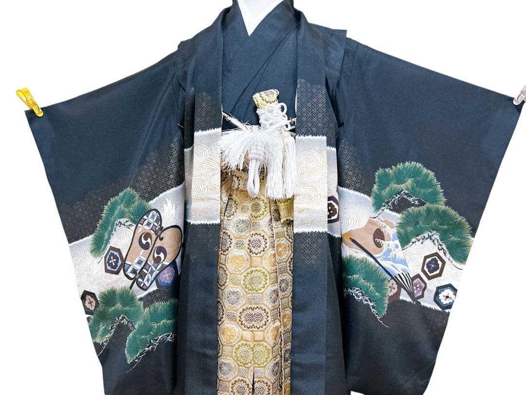 7歳用黒×ゴールド♡七五三　フルセット　男の子　黒系　兜　大きめ