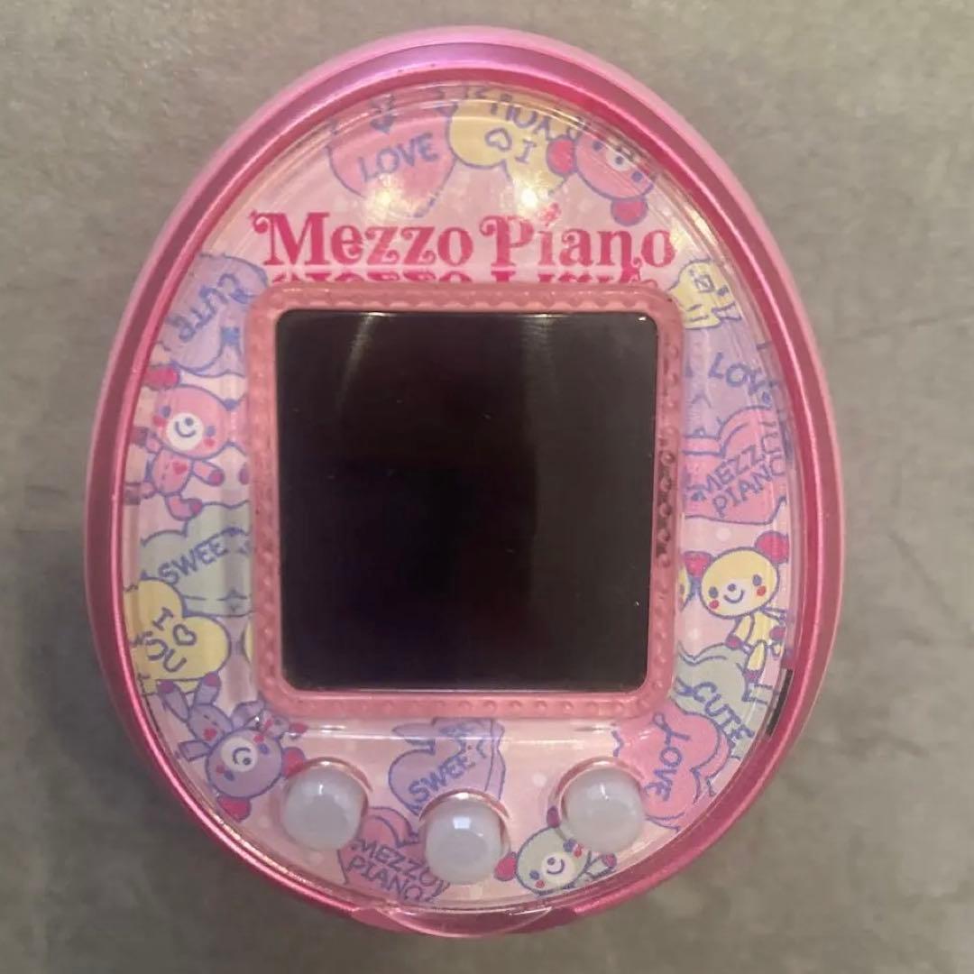 入手困難　たまごっち 4U メゾピアノカバー