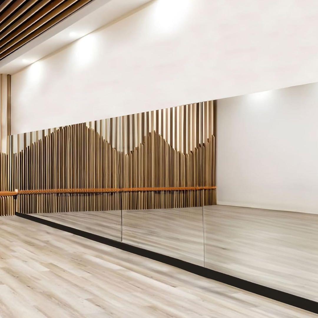 ♡ま♡ ◼️新品◼️brisafe 割れないミラー 120X160CM 1枚