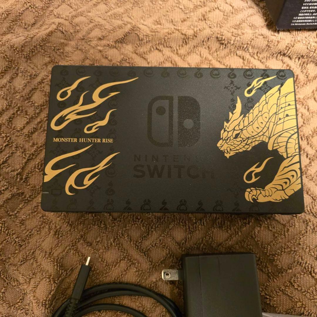 【美品おまけつき】モンスターハンターライズ 　switch 本体