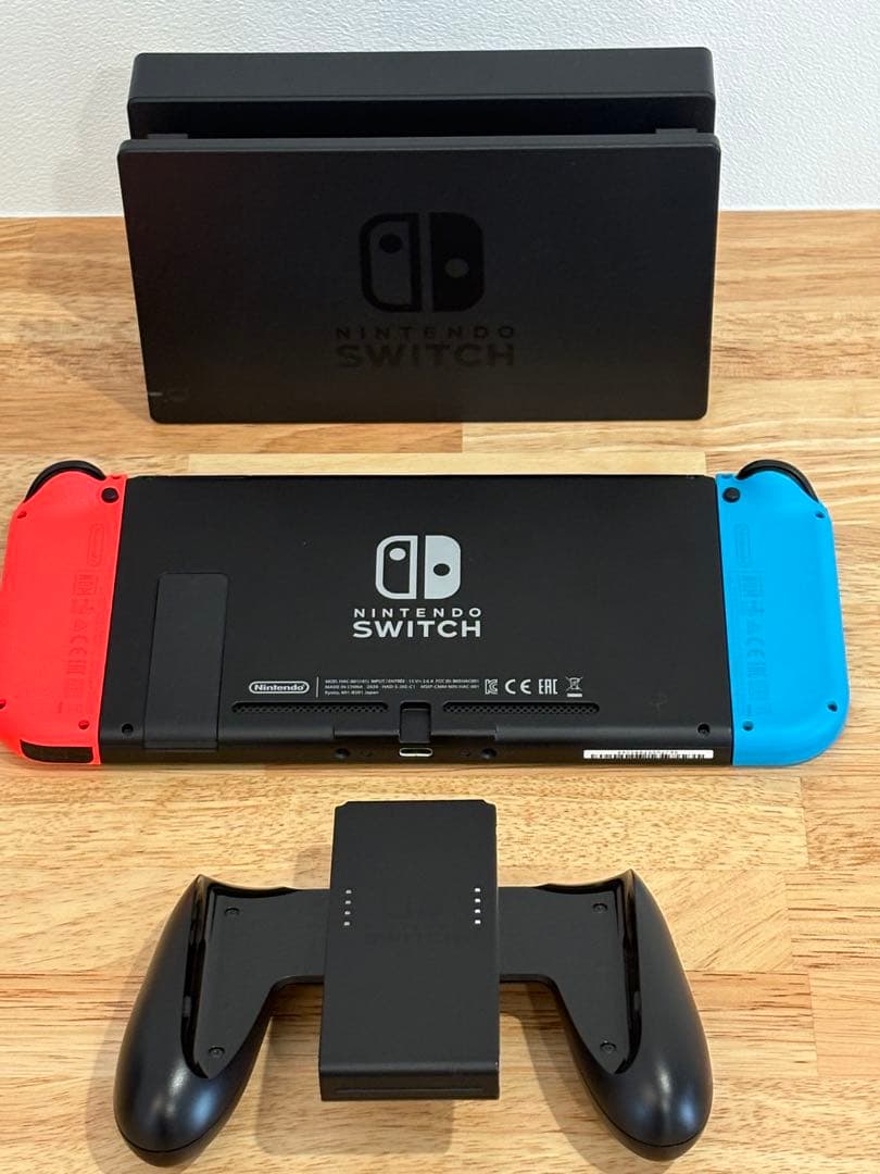 Nintendo Switch本体　 ケース プロコン SDカード128G付き