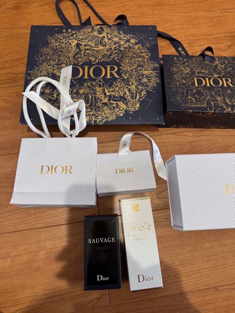 Dior ギフト用ショップ袋 ボックス箱 ショッパー SAUVAGE空箱