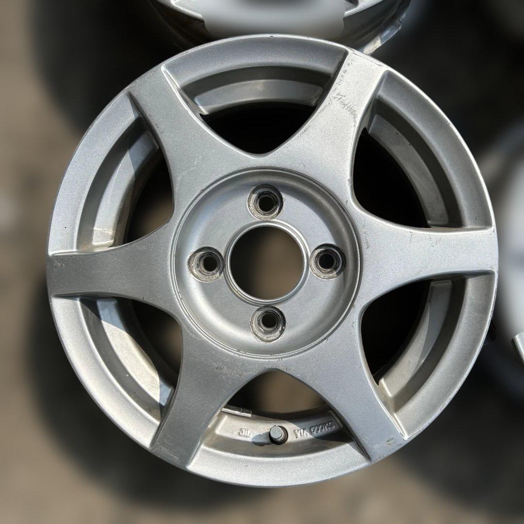 13インチ シルバー 6スポークホイール