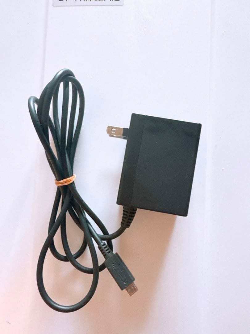 任天堂 Nintendo 通常Switch 正規品充電コードつき