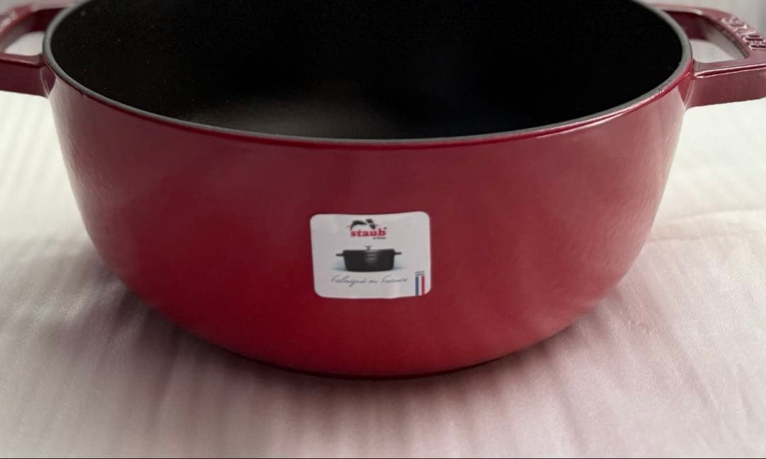 新品☆ストウブ スノークリスタル ココット 24cm レッド クリスマス 限定品