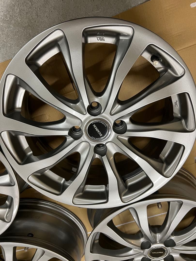 16インチ　pcd100 4穴　ホイル　スタッドレス