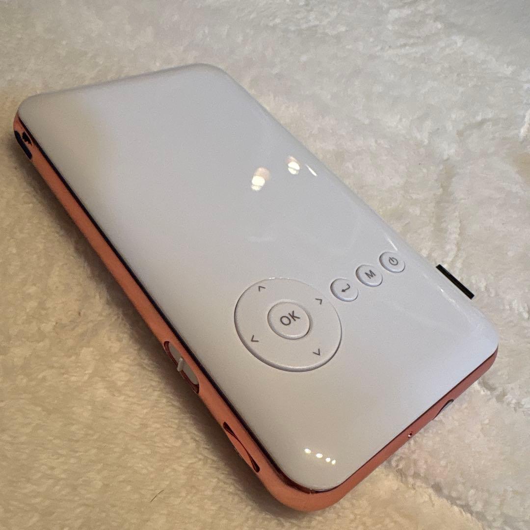 美品　UENO-mono KABENI T89 ミニスマートプロジェクター本体