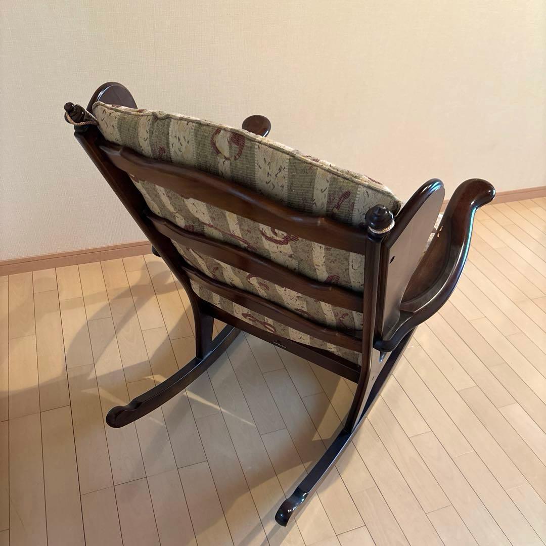 【モフ♡】木製ストライプ模様ロッキングチェア