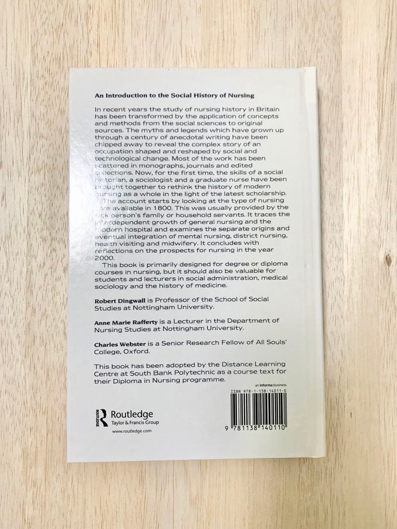 洋書 An Introduction to the Social History of