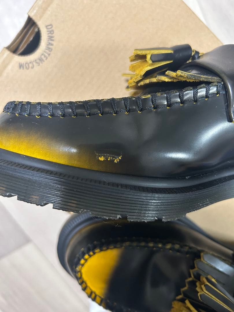 ドクターマーチンADRIAN ブラック+ダムスイエロー ローファー UK6