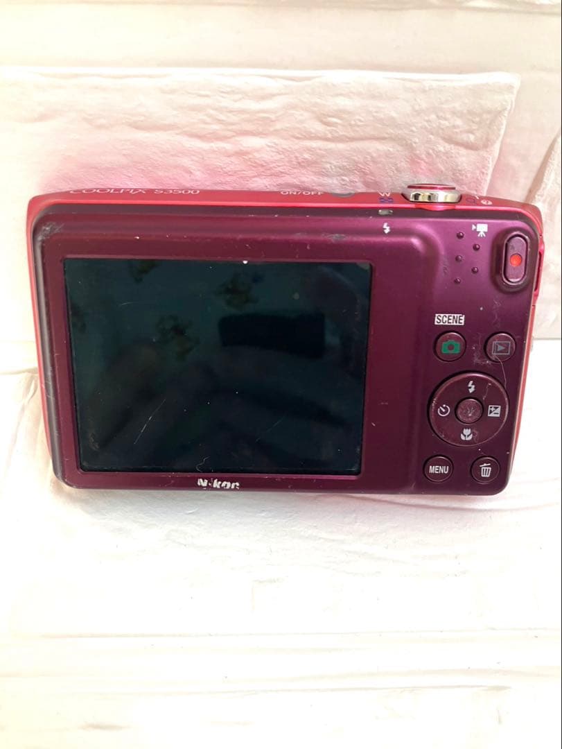 Nikon COOLPIX S3500 ピンク　クールピクス　デジタルカメラ