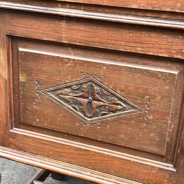 イギリスアンティーク　ミラーバックサイドボード　キャビネット　リビングボード