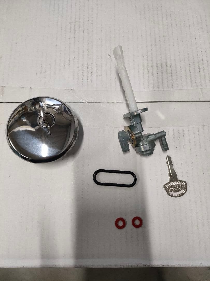 汎用ガソリンタンク　バイク