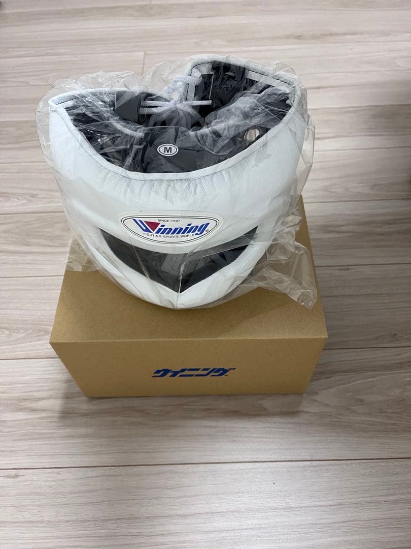 Winning フルフェイスヘッドギアMサイズ白新品JINBEOM KIM