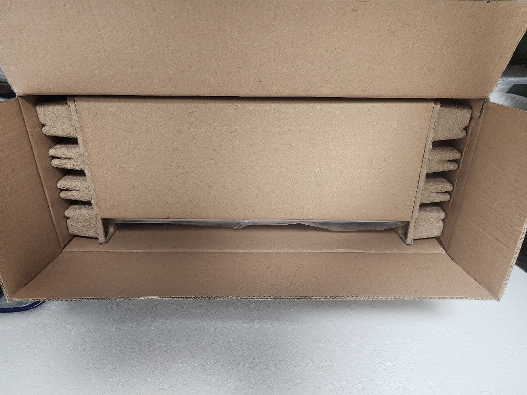 新品)ブレッドケースワイドトスカ白　山崎実業　32L