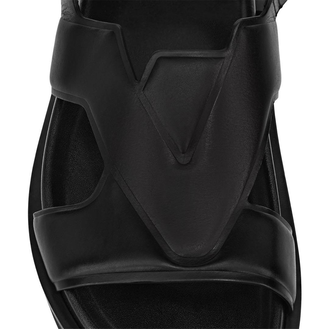 Louis Vuitton ルイ・ヴィトン LV オアシス・ライン サンダル