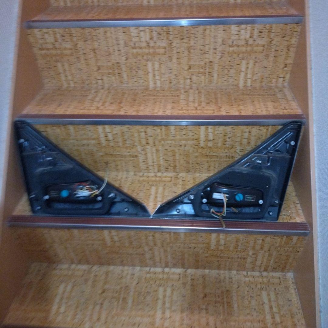 アルファード　20系　ヴァレンティ　LEDテール