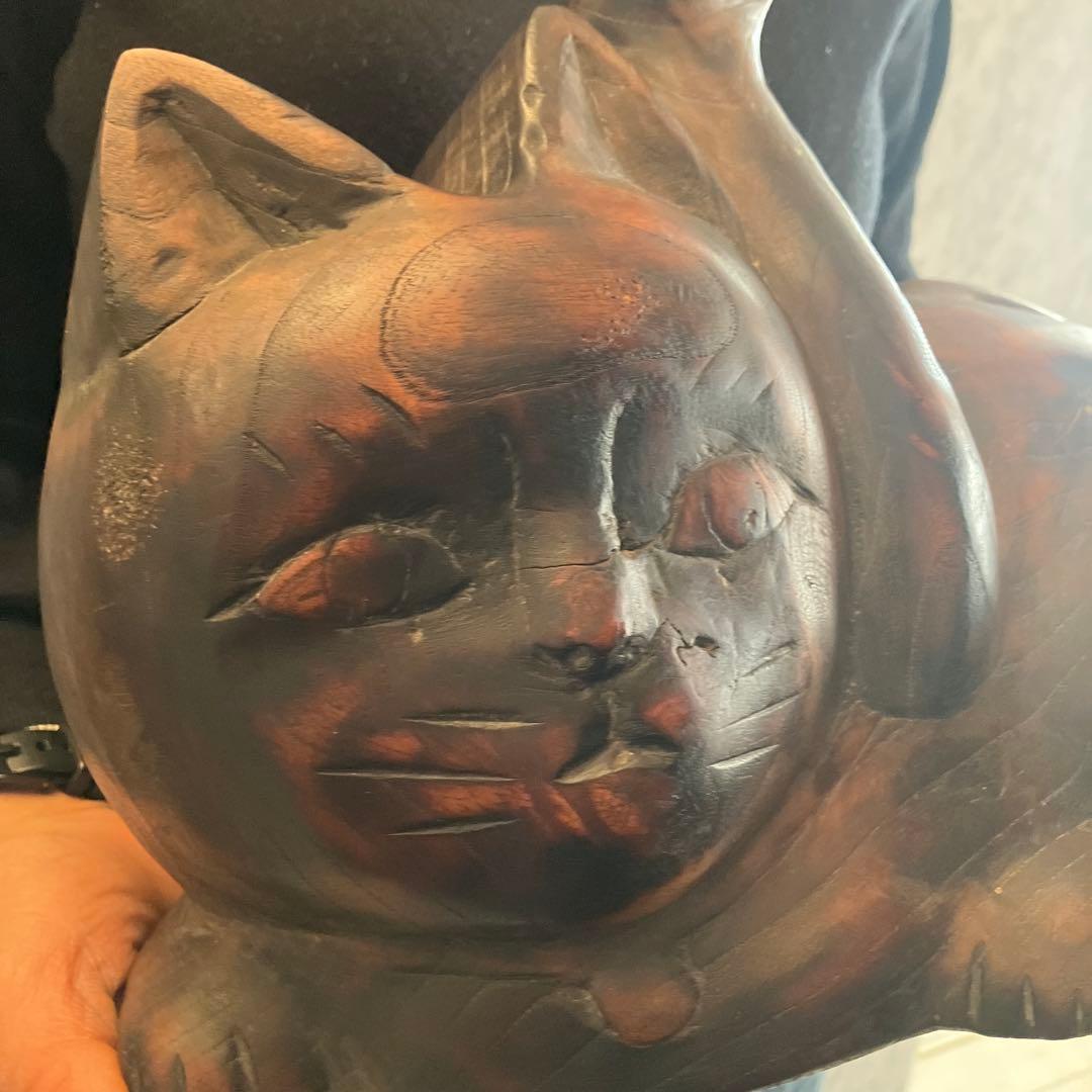 アンティーク可愛らしいお顔で良き人を呼び込む超特大一刀彫の招き猫