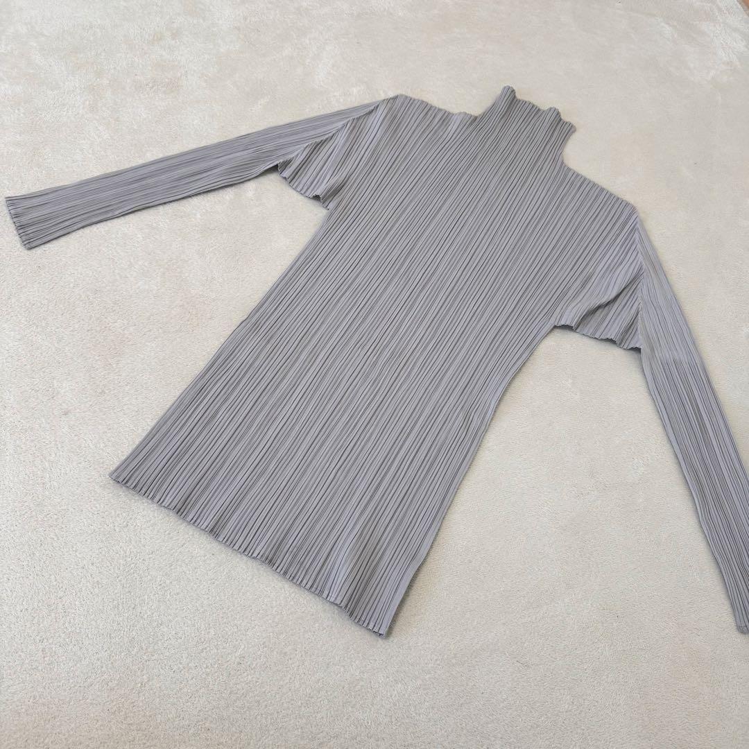 ISSEY MIYAKE プリーツ　長袖　ハイネック　グレー　オーバーサイズ