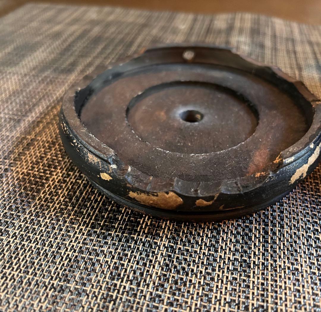 希少　桃山　掘の手（発掘品）菊花紋　織部　三つ足　香炉　飴釉（卯の花釉）