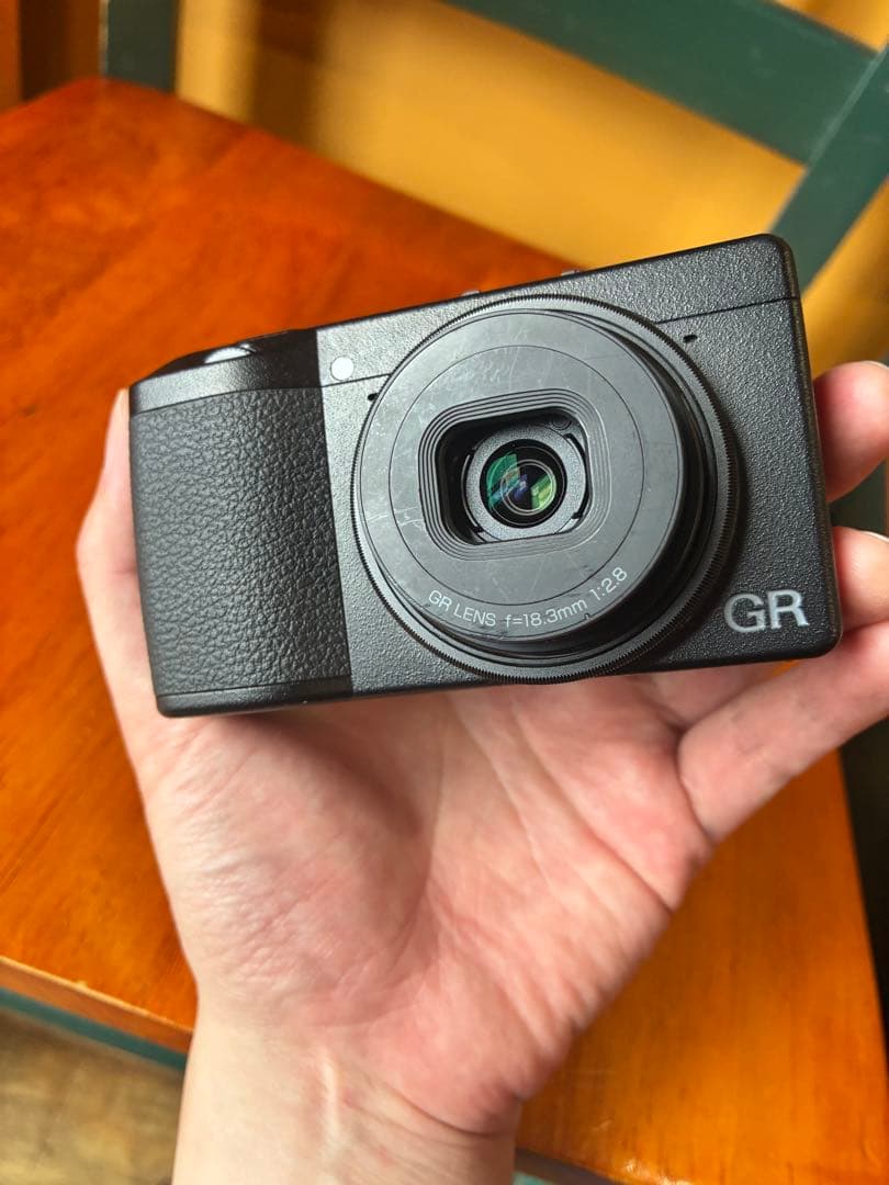 ☆使用頻度極少☆RICOH GR III コンパクトデジタルカメラ