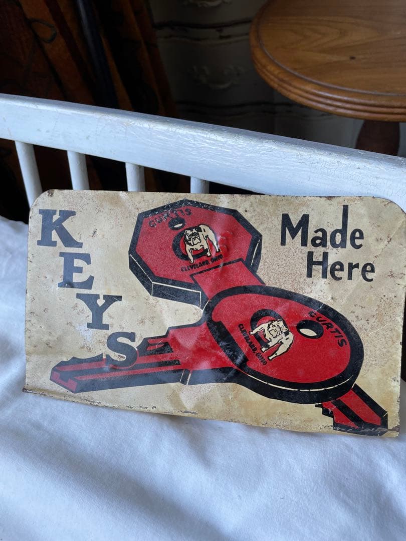 YOですメタル　サイン　プレート　看板　KEY 鍵シャビー　レア　アメリカ