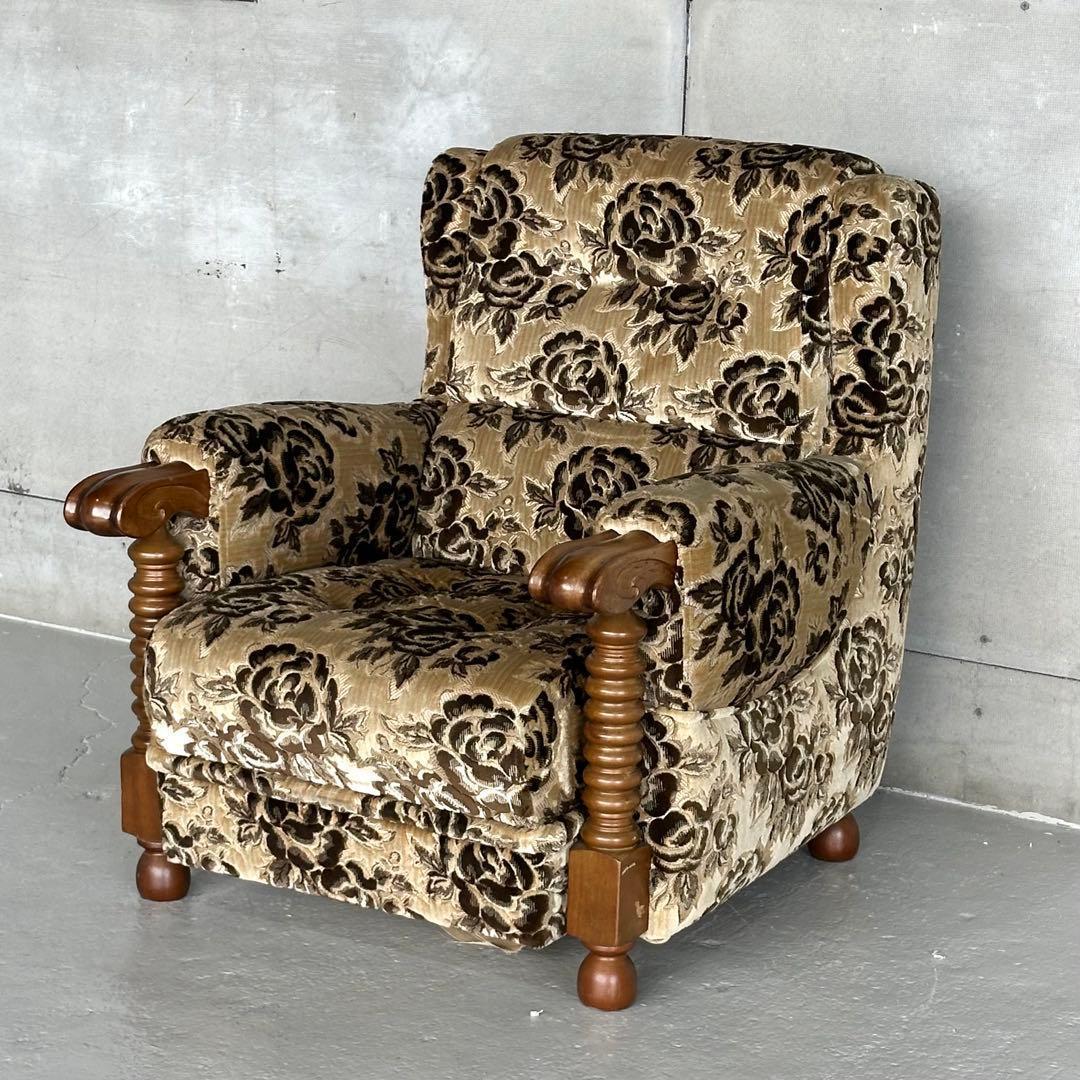 ✦喫茶店レトロ✦花柄モケット ソファ 木製アーム 昭和ヴィンテージ 金華山
