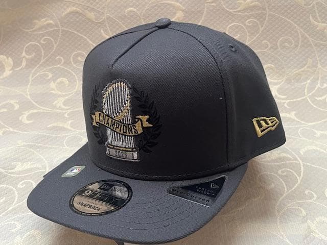 大谷翔平25ワールドシリーズチャンピオンパレード9FIFTYピンバッチ付限定品