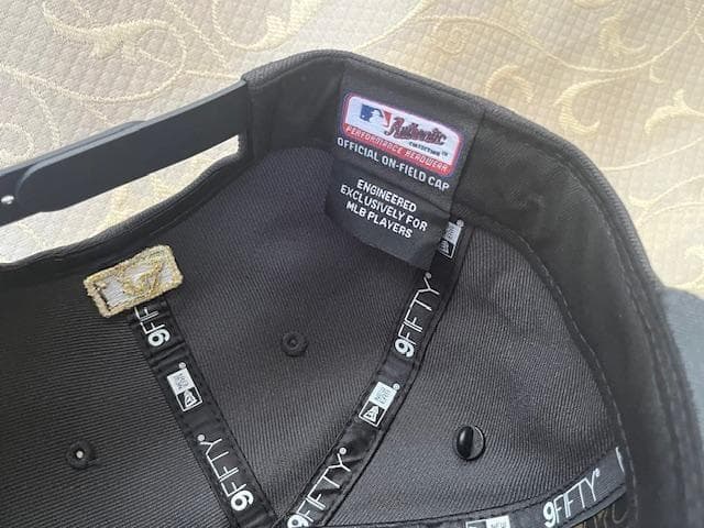 大谷翔平25ワールドシリーズチャンピオンパレード9FIFTYピンバッチ付限定品