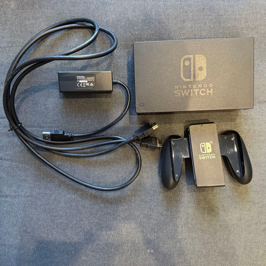 ニ*ー様 【訳あり】Nintendo Switch初期モデル+汎用コントローラー