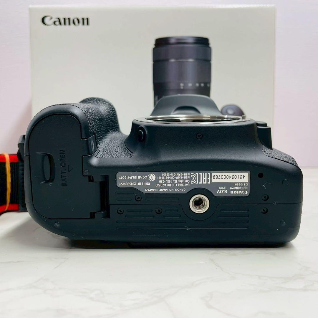 専用 Canon EOS 80D EF-S 18-135 IS レンズキット
