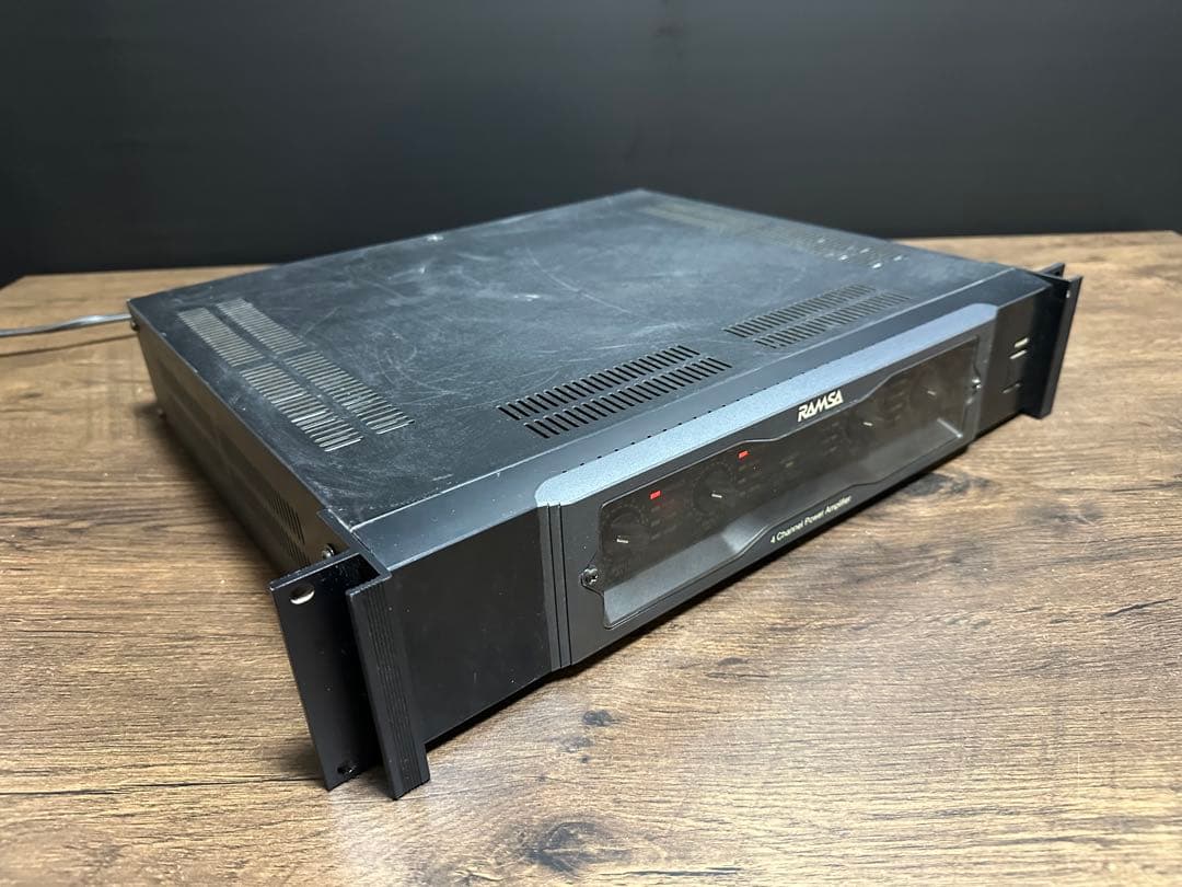 Panasonic RAMSA 4chデジタルパワーアンプ WP-D204