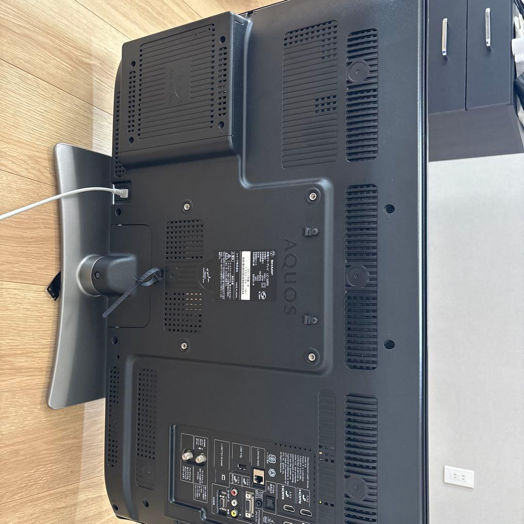 AQUOS LC-32R5 2011年製