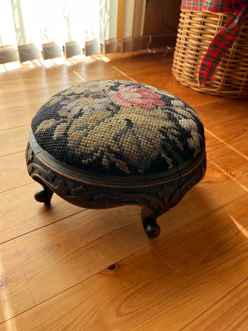 アンティーク　イギリス　フランス　オットマン　プチポワン②