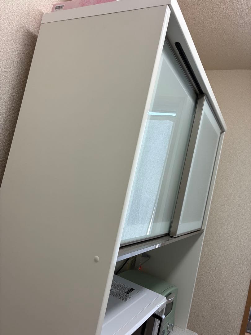 ニトリ　食器棚　アルミナ2