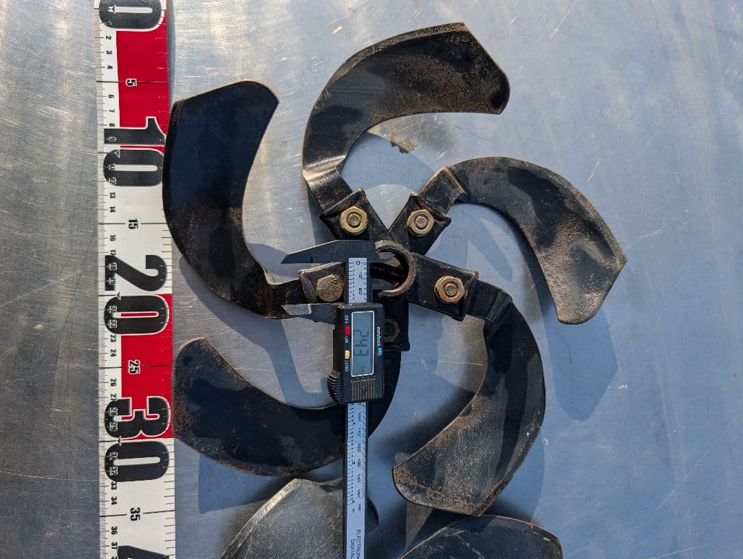 耕運機 管理機　耕運軸　爪　画像現状　2個セット