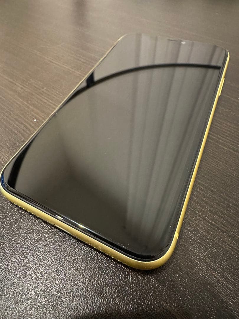 iPhone11本体 SIMフリー イエロー 64GB 本体 初期化済 動作良好