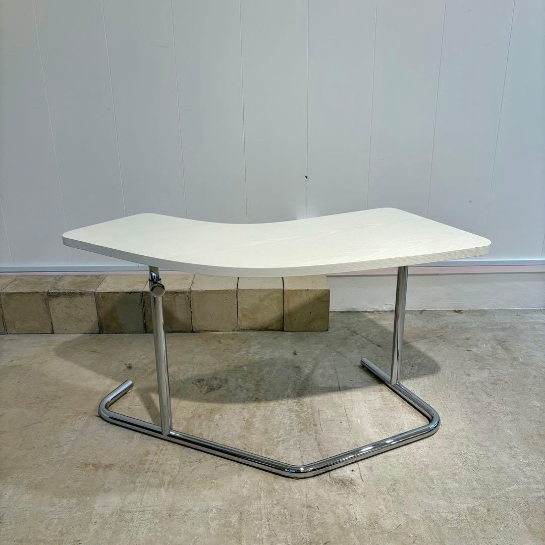 TECTA k24 サイドテーブル