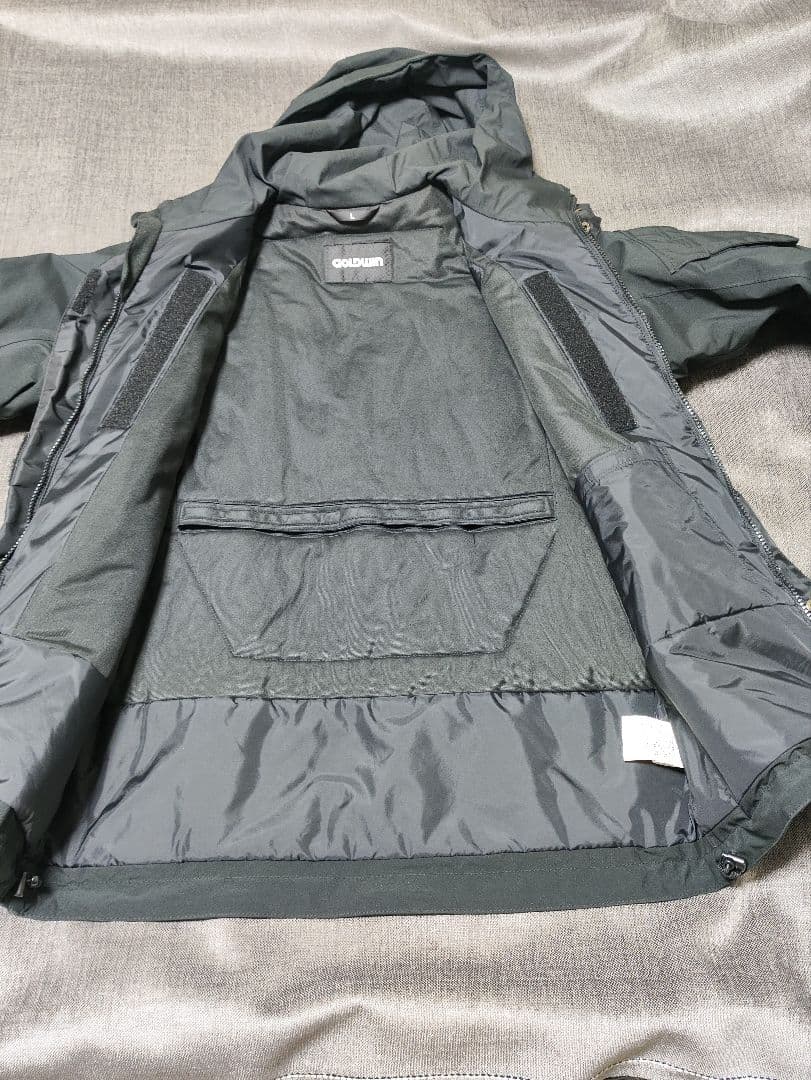 GOLDWIN ゴールドウィン　Lサイズ